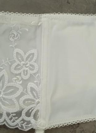 Белый пояс с кружевом lepel 3