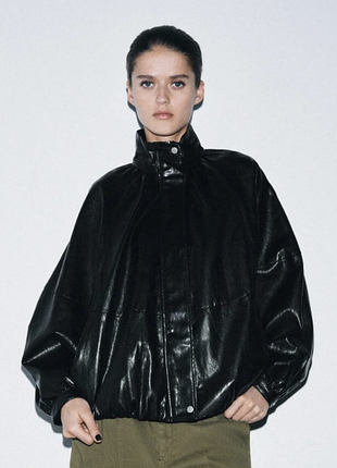 Стильная куртка бомбер оверсайз zara 2969/241/800