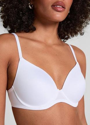 Бюстгальтер бра ущільнений класичний сток  38e 85f hunkemoller