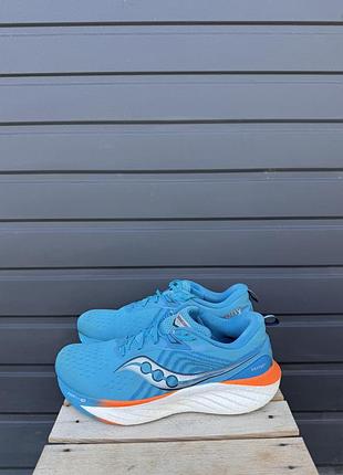 Кросівки saucony triumph 22