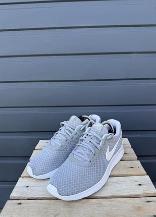 Кросівки nike tanjun 2