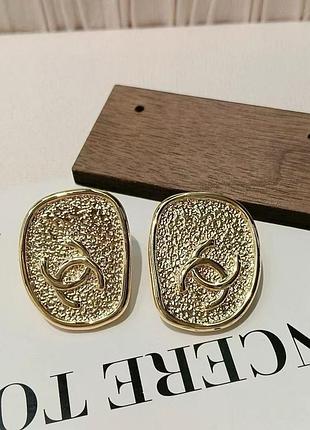 Серьги шанель из медицинского золота stainless steel