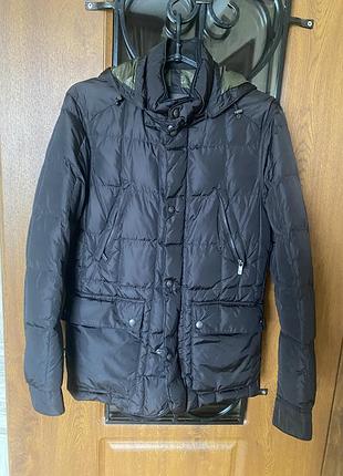 Коричневая демисезонная мужская куртка massimo dutti