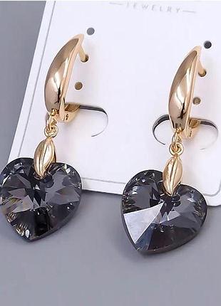 Сережки з чорними кристалами swarovski. розмір 4 см медзолото. медичне золото. xuping