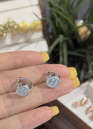 Серьги шанель из медицинского золота stainless steel