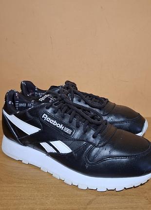 Женские фирменные кроссовки reebok