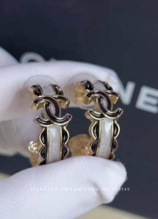 Серьги шанель из медицинского золота stainless steel
