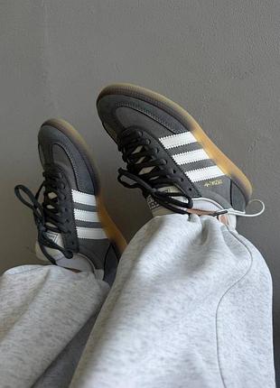 Кроссовки женские adidas spezial | grey / white / gum