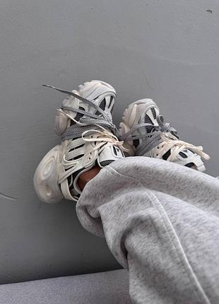 Кросівки жіночі adidas xlg runner | dirty white / silver premium