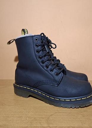 Жіночі фірмові черевики dr martens