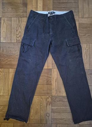 Vans service cargo 32