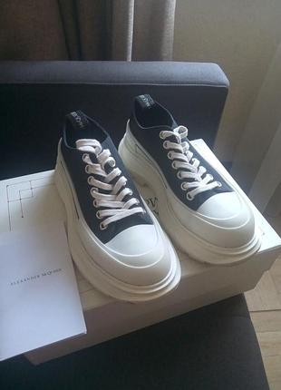 Alexander mcqueen