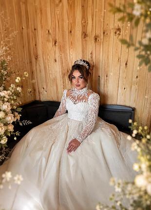 Весільна сукня жіноча біла максі з довгим рукавом