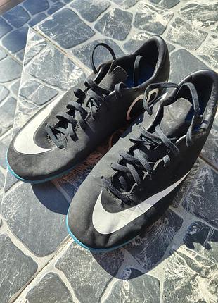 Кросівки чоловічі nike футзалки чорні