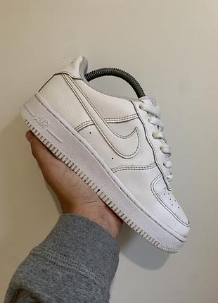Кросівки жіночі nike air force 1 білі