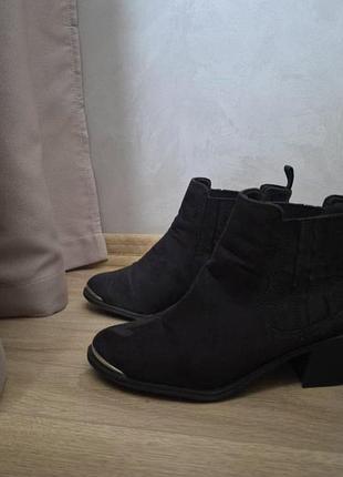 Черевики жіночі h&m  divided чорні 39