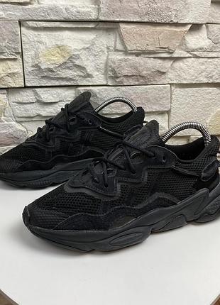 Оригінальні кросівки  adidas ozweego