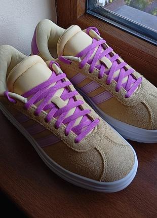 Кроссовки adidas vl court bold ji1019 оригинал новые р.36.5 натуральная замша желтые на платформе