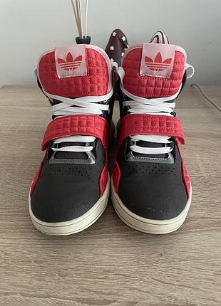 Высокие кроссовки adidas roundhouse mid 3