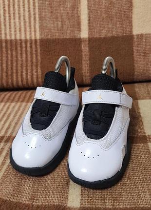 Детские кроссовки jordan 2