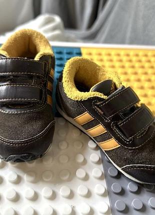 Дитячі кросівки adidas 22 2