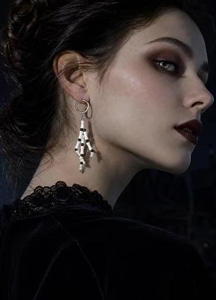 Дизайнерские серьги "vampire night"