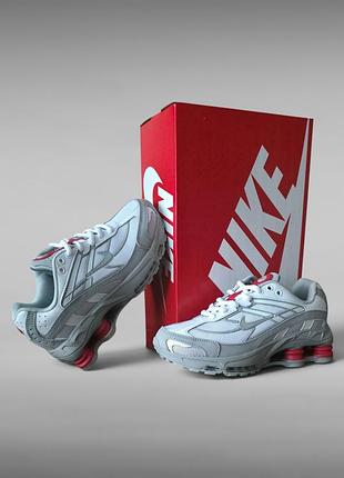 Жіночі ~ підліткові демісезонні кросівки з вставками nike shox ride 2 sp white / grey / red (37р/38р/39р/40р/41р)