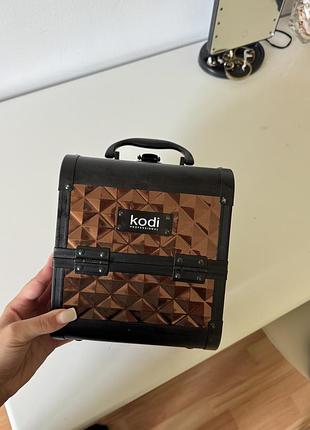 Кейс для косметики жіночий kodi коричневий
