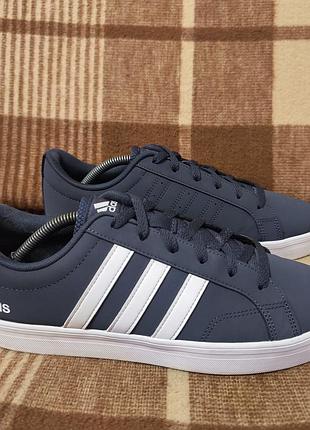 Чоловічі кросівки adidas