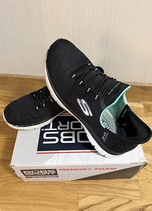 Кросівки жіночі skechers чорні