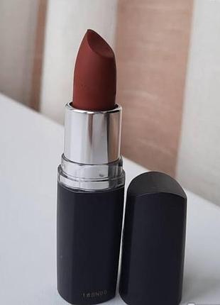 Губная помада maybelline 910