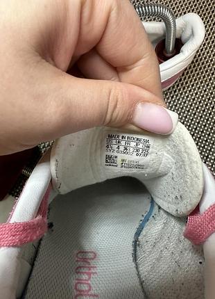 Оригінальні кросівки adidas 4