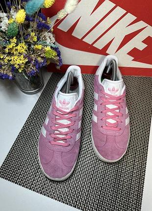 Оригінальні кросівки adidas 6