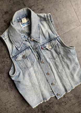 Levi’s жилетка джинсовка