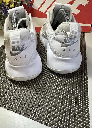 Оригінальні кросівки jordan 4