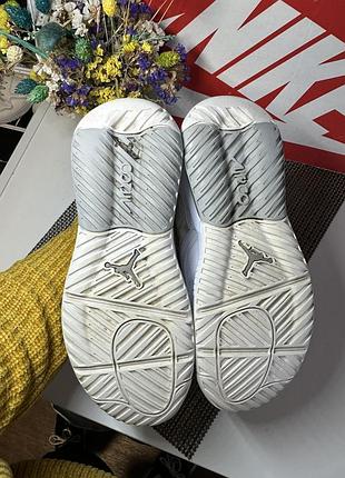 Оригінальні кросівки jordan 8