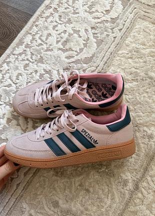 Кросівки adidas