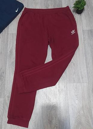 Спортивные штаны adidas 2