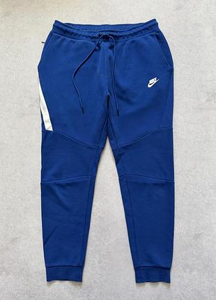 Спортивні штани джогери nike tech fleece