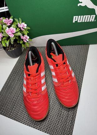Оригінальні футзалки adidas 3