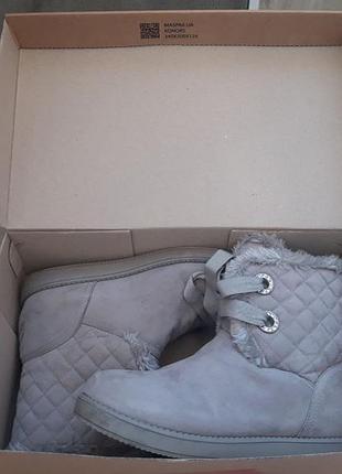 Зимние полусапоги/угаги бренда guess 2