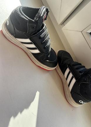 Дитячы кросівки adidas 3