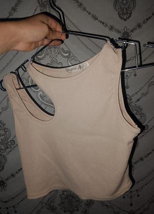 Топ жіночий бежевий з асиметричним вирізом, розмір м