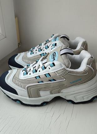Новые спортивные кроссовки на девочку veer 35-36р. 22.5 см.