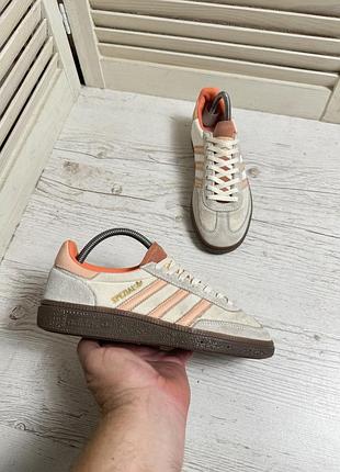 Кросівки adidas spezial