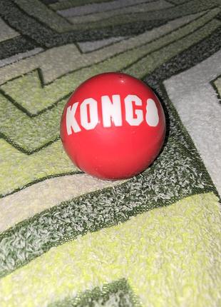 Іграшка для собак kong м'ячик з пищавкою 10 см