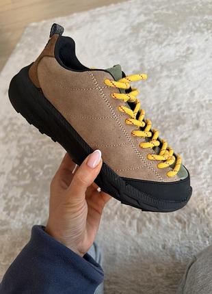 Zara кросівки 5