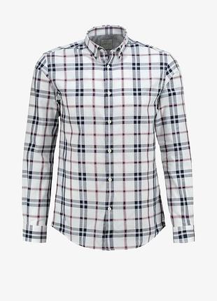 Чоловічу сорочку в клітинку від бренду jack & jones