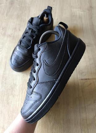 Женские кожаные кроссовки  nike, оригинал, модель 2024 года,  р.37,5.