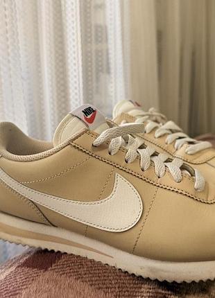 Кросівки жіночі nike cortez бежеві, розмір 36-36,5